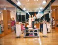 /album/iluminaciones-de-oficinas/tienda-jpg/